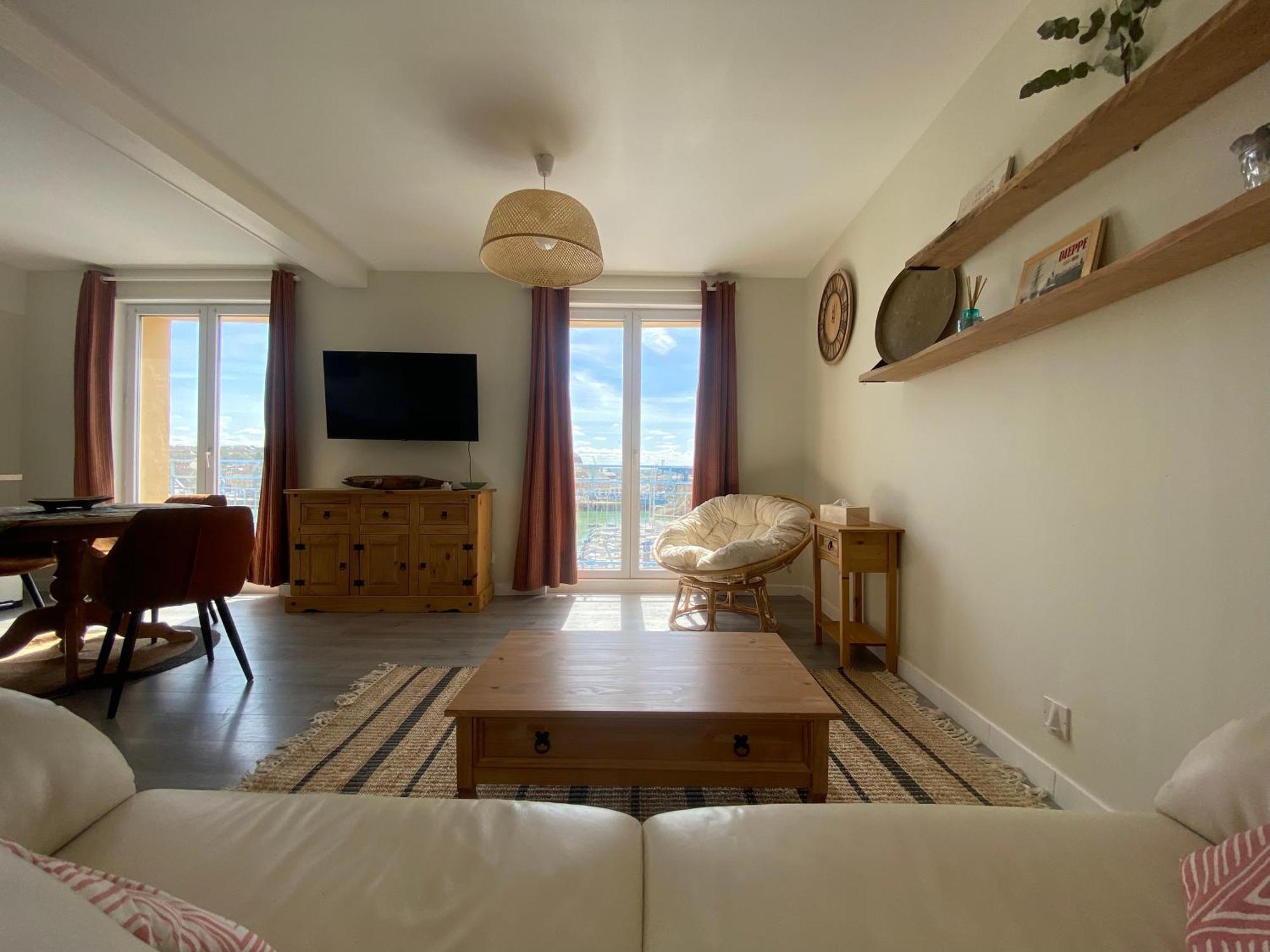 Etablissement 3 Etoiles Avec Ascenseur, 3 Appartements Lumineux Vue Port Avec Balcon, 200M De La Mer, Wifi Fibre, Tous Service Inclus دْييب المظهر الخارجي الصورة