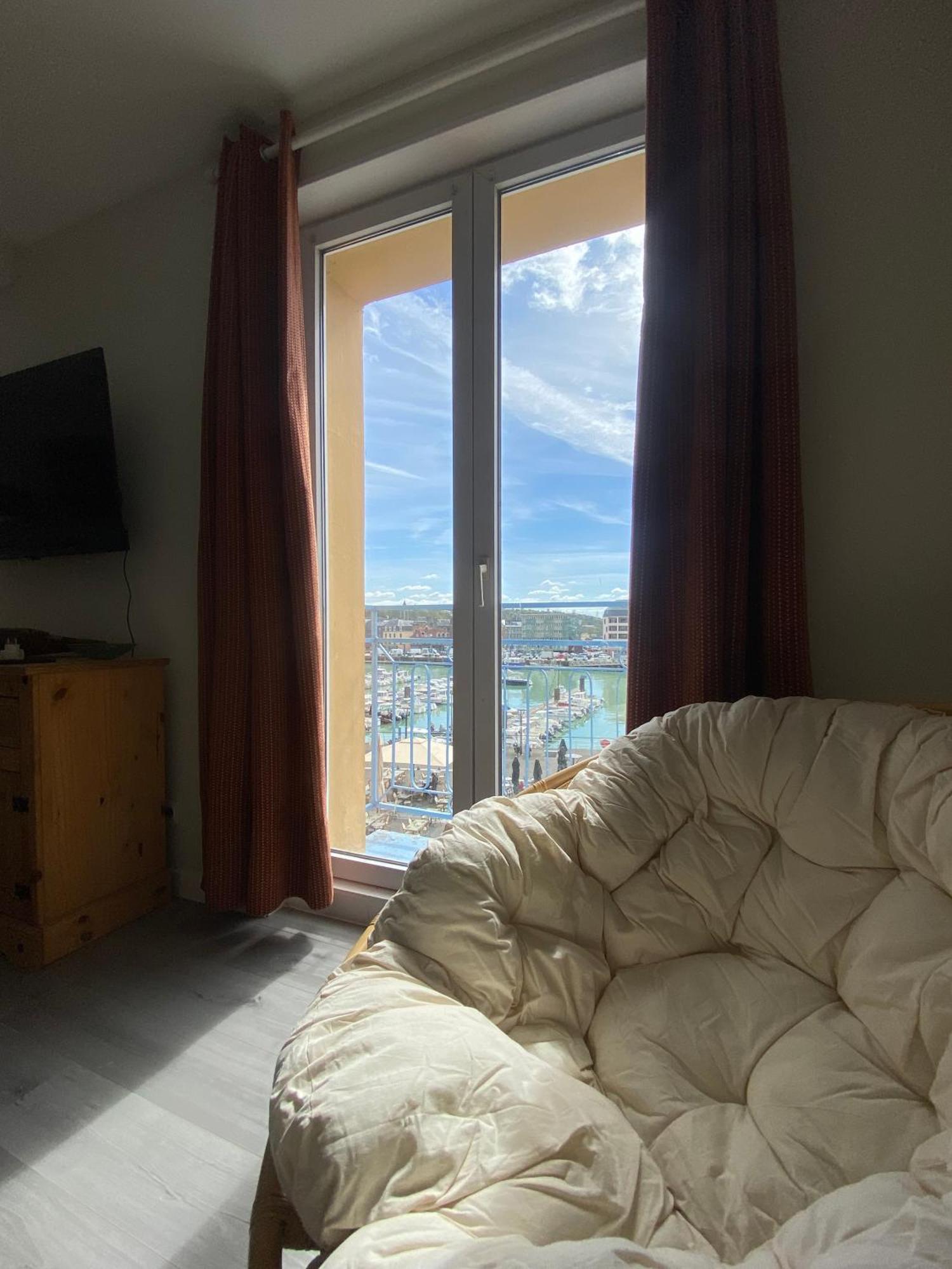 Etablissement 3 Etoiles Avec Ascenseur, 3 Appartements Lumineux Vue Port Avec Balcon, 200M De La Mer, Wifi Fibre, Tous Service Inclus دْييب المظهر الخارجي الصورة