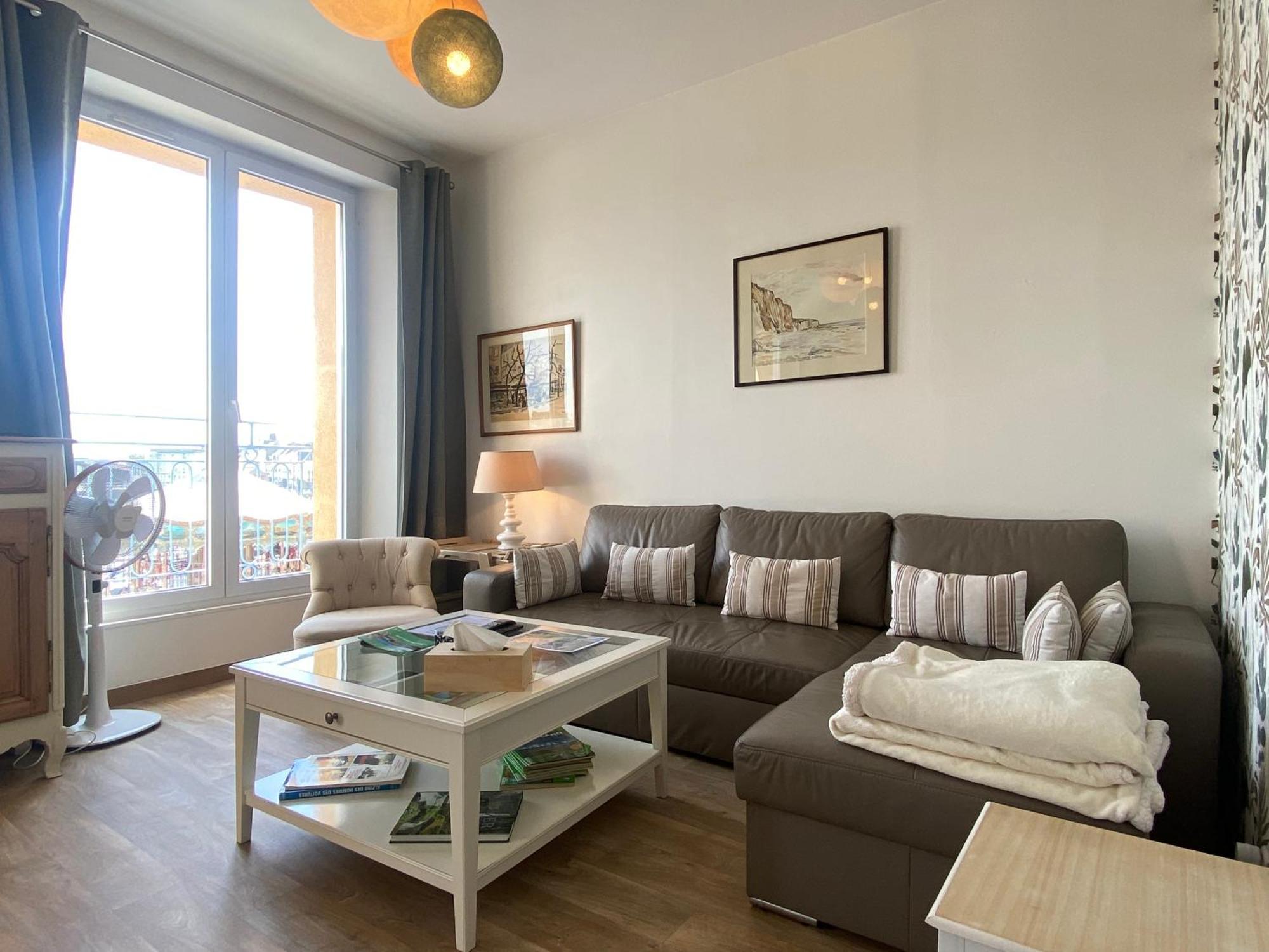 Etablissement 3 Etoiles Avec Ascenseur, 3 Appartements Lumineux Vue Port Avec Balcon, 200M De La Mer, Wifi Fibre, Tous Service Inclus دْييب المظهر الخارجي الصورة