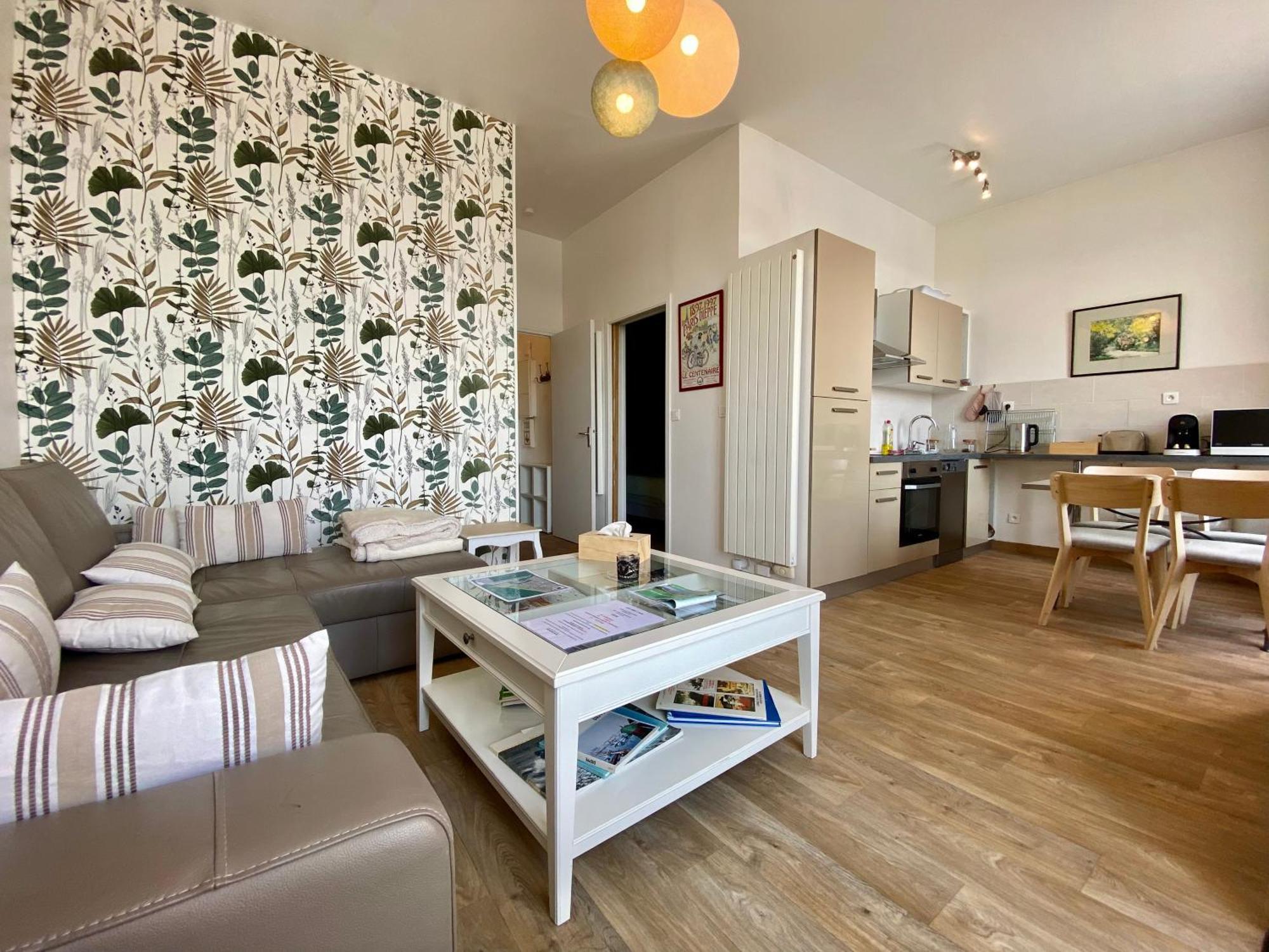 Etablissement 3 Etoiles Avec Ascenseur, 3 Appartements Lumineux Vue Port Avec Balcon, 200M De La Mer, Wifi Fibre, Tous Service Inclus دْييب المظهر الخارجي الصورة